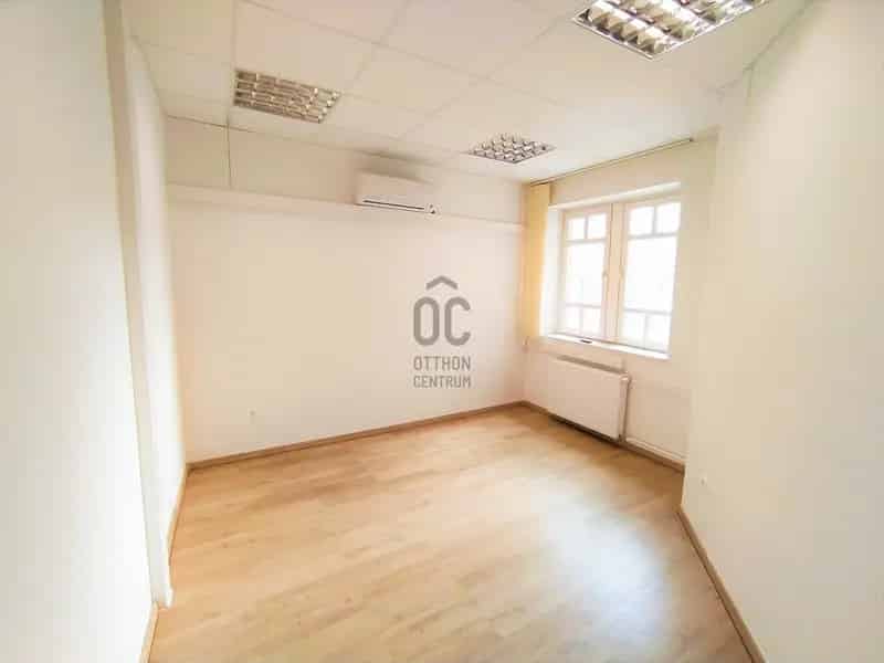 Miskolc Belváros Irodaház Kiadó