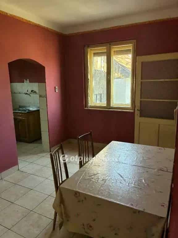 Ház Kiadó , Sarkadi járás, Alföld és Észak