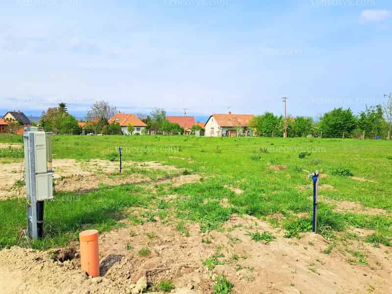 Sárszentmihályi építési telkek panorámával befektetőknek kivitelezőknek