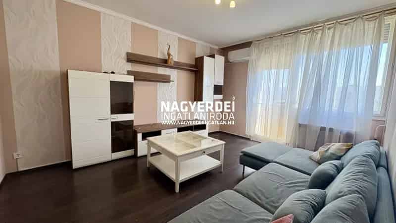 Debrecen Nagyerdőalja Kassai Campus közeli felújított 52 nm-es lakás kiadó