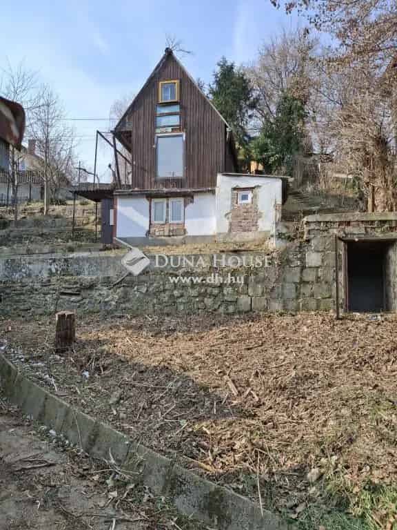 824 nm-es Telek Pécs Bánomban Hétvégi Házzal