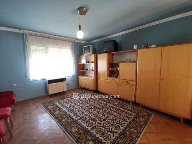 Dömsöd Családi Ház Eladó 76 3 m2 2 Szoba 1002 m2 Telek