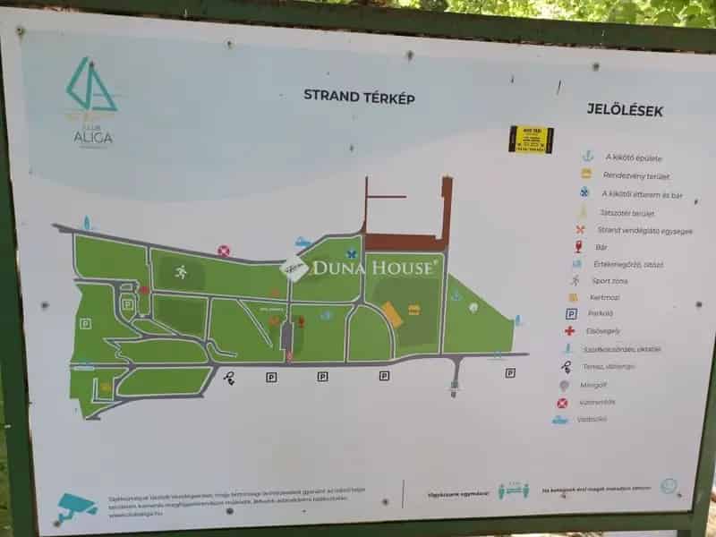 Felcsúti telek eladó - 789 m2, erdős, közművesíthető