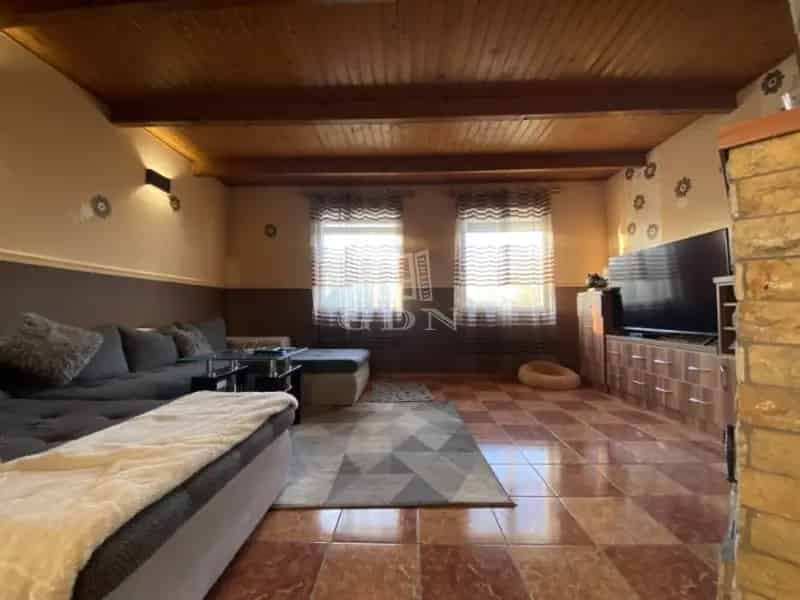 Sárszentmihályi családi ház eladó - 115 8 m2 - 3 szoba - garázs