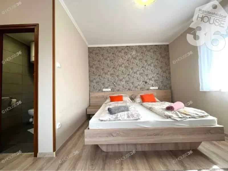 Dunapataji Panzió eladó - 11 szoba, jakuzzi, klíma