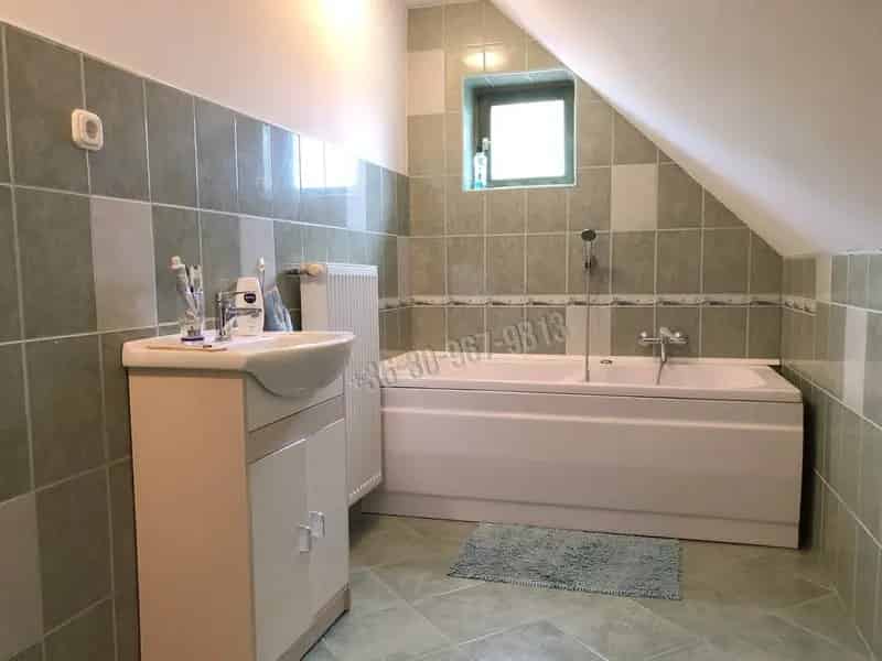 180 m2-es 5 szobás családi ház dupla telken Vésztőn
