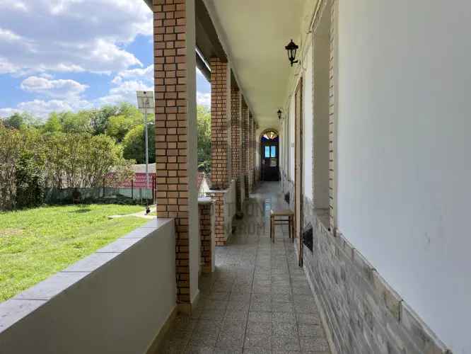 Harci eladó felújított vályogház panorámás kilátással