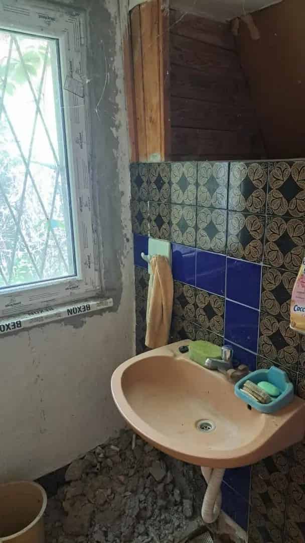 Velencén felújítandó hétvégi ház 563 m2-es telken
