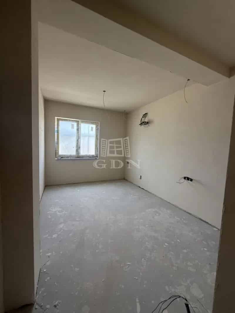 Almáskert Villa Park Luxus Családi Házak