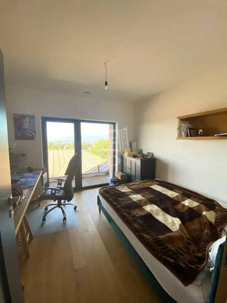 Váci panorámás családi ház eladó