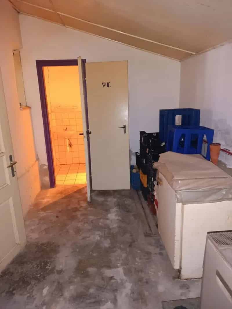 52 nm-es Sorház eladó Úrkúton - Lakásként vagy Üzletként is Alkalmas
