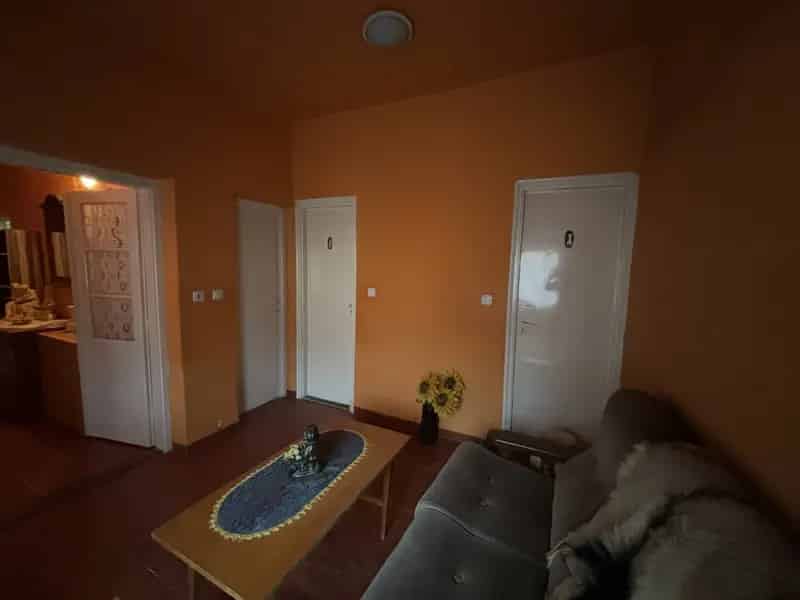 Szikszó 105 nm-es 2 1 szobás családi ház eladó
