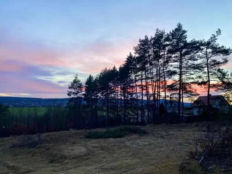 Panorámás építési telek Pilisborosjenőn