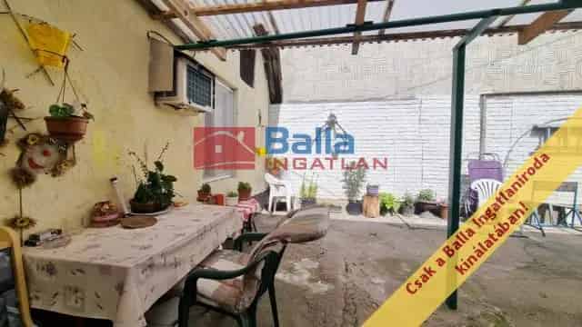 Váci családi ház eladó - 68 m² - Duna-part közelében