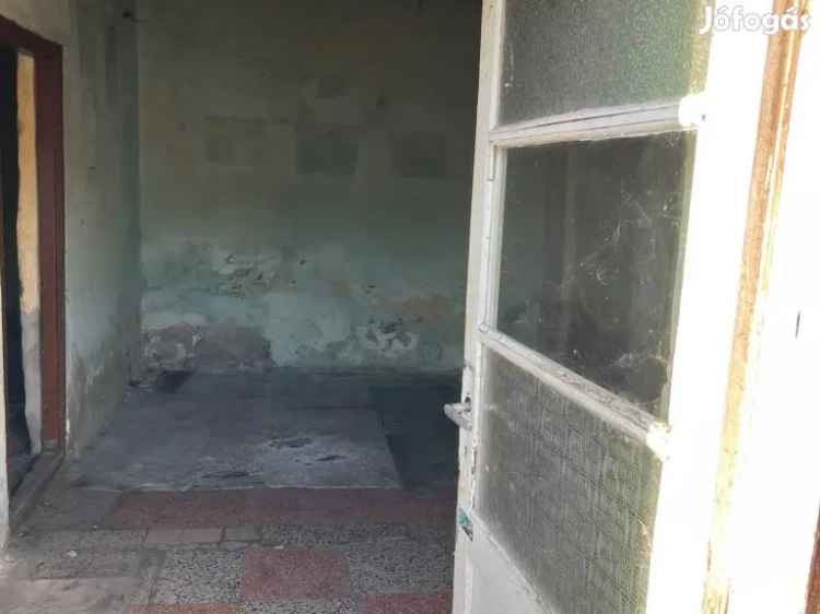 Kiskunlacháza Tanya Eladó Reptér Közelében