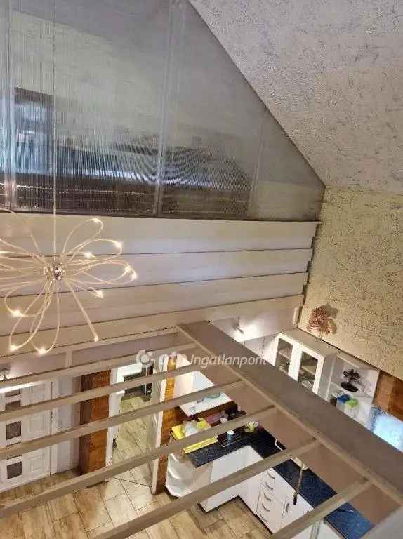 Velencei családi ház eladó 183 nm 10 szoba