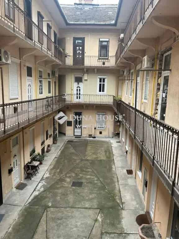 Klauzál tér Garzonlakás Eladó - 17 3nm + Galéria