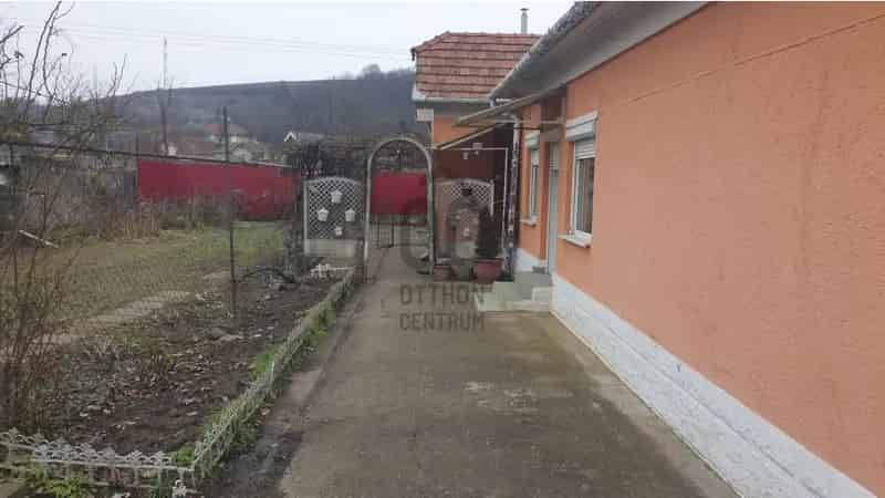 Ózdi családi ház eladó - 70nm - 401nm telek - azonnal költözhető