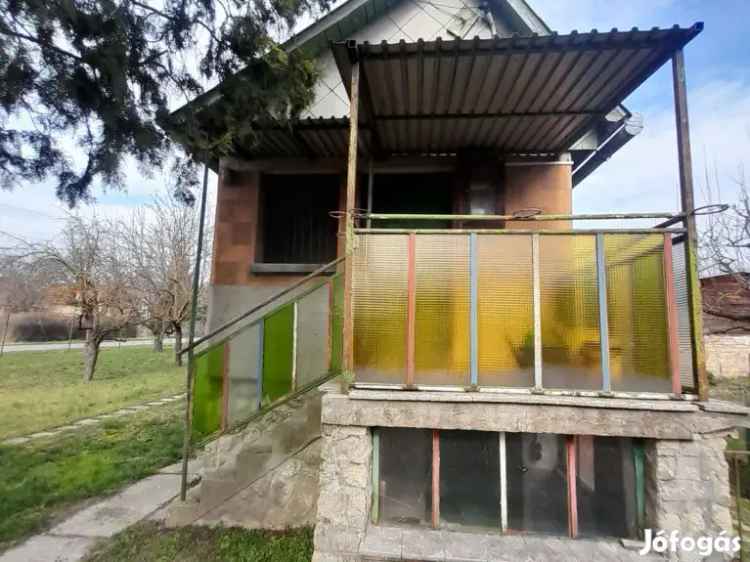 Győr Góré-dűlő hétvégi ház eladó 1404 m2 telekkel