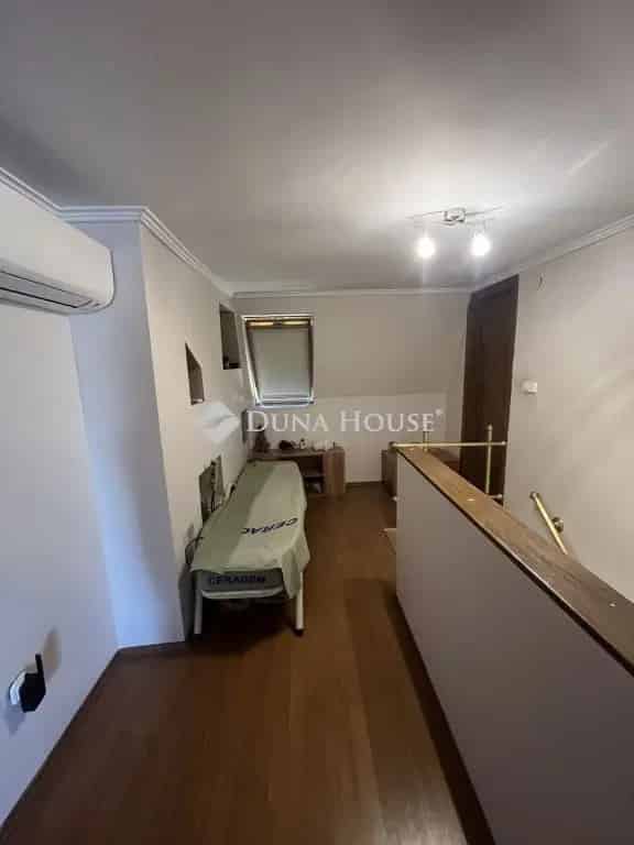 Ház Kiadó , Diósd, Közép-Magyarország