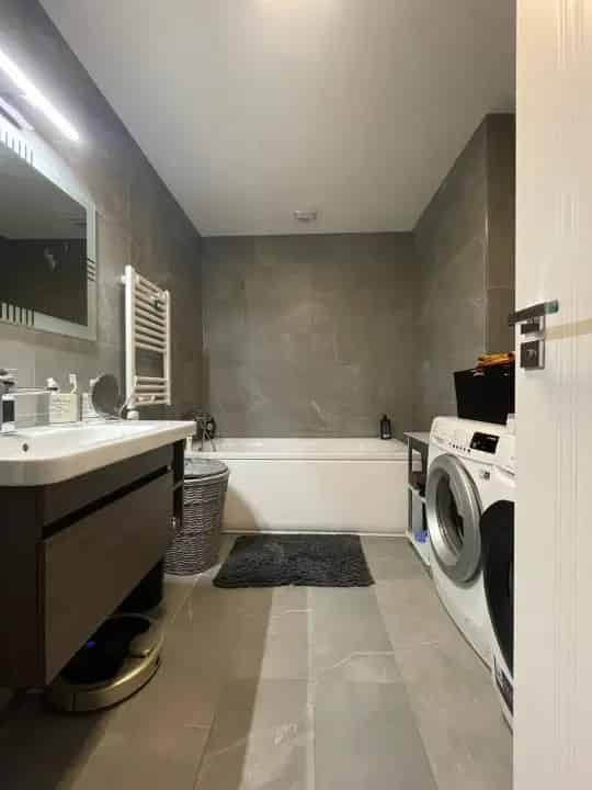 Cédrus Liget 80m2-es Lakás Eladó - 2 Szoba Terasz Garázs