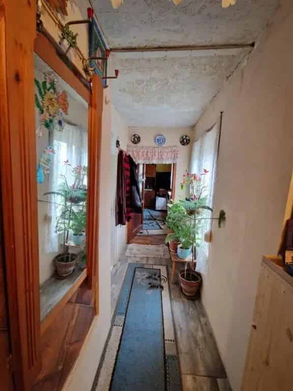 Ceglédi kertes ház eladó - 2 szoba, 51 nm