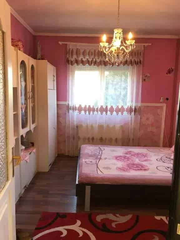 Békéscsaba 161nm-es 5 szobás családi ház eladó
