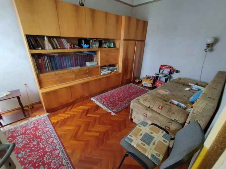 Sajólád központjában eladó 5 szobás családi ház