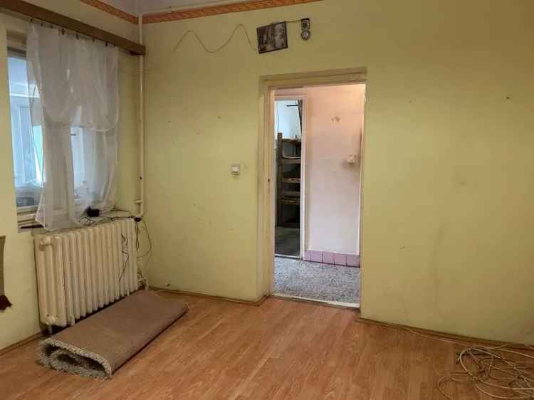 Ház Kiadó , 35, Bóbita utca, Nyíregyháza, Alföld és Észak