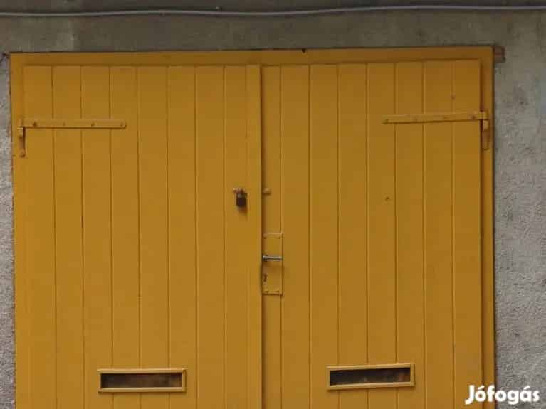 Eladó Garázs Ajka Belváros Kossuth utca