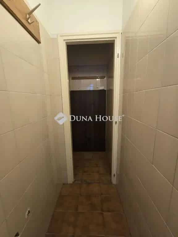 Kiadó Üzlethelyiség Pécs Belvárosában 37m2