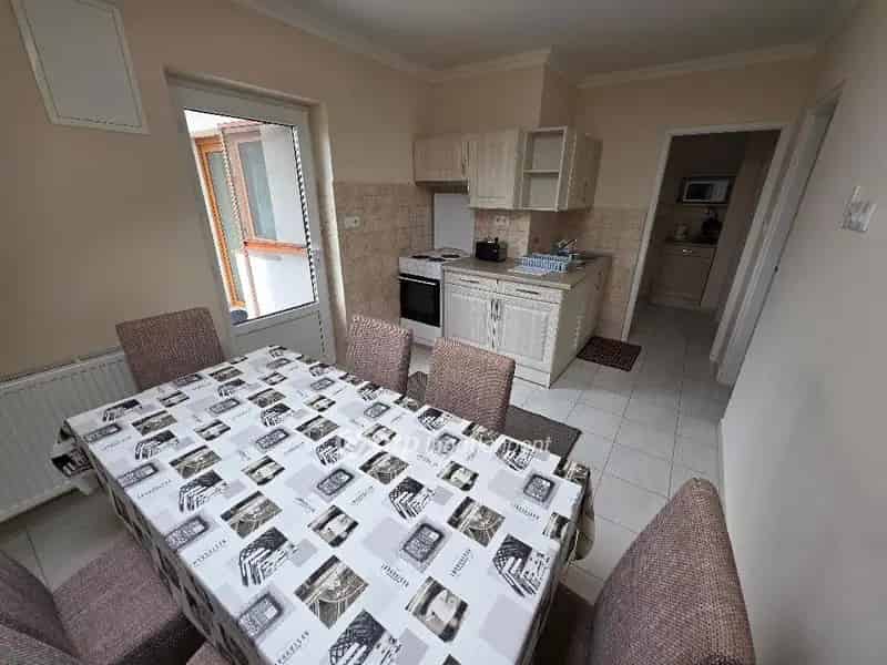 Ház Kiadó , Hajdúszoboszlói járás, Alföld és Észak