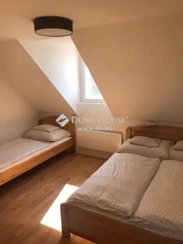 Vonyarcvashegy Ikerház Eladó 115m2 2 Apartmannal Felújított