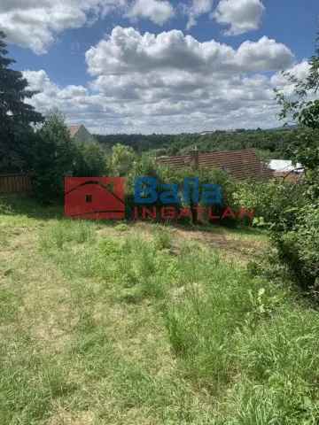 Szentendre Izbég 1075 m2-es Telek Eladó