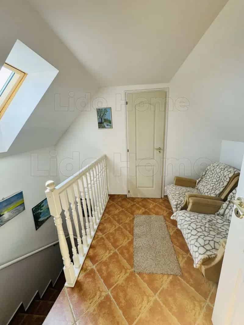 Nyúl panorámás nyaraló eladó Győr közelében
