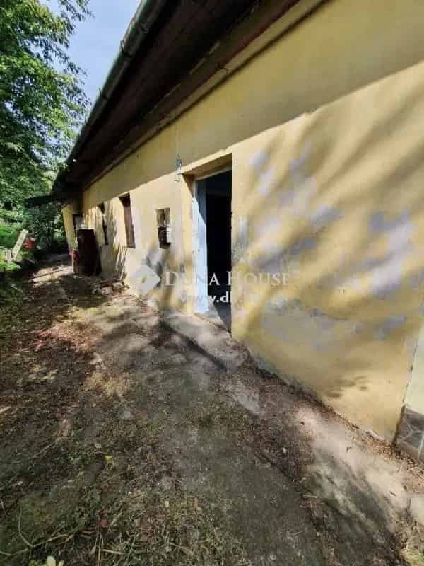 2 2 fel szoba sorhaz Szob Duna part kozelben elado felujitassal