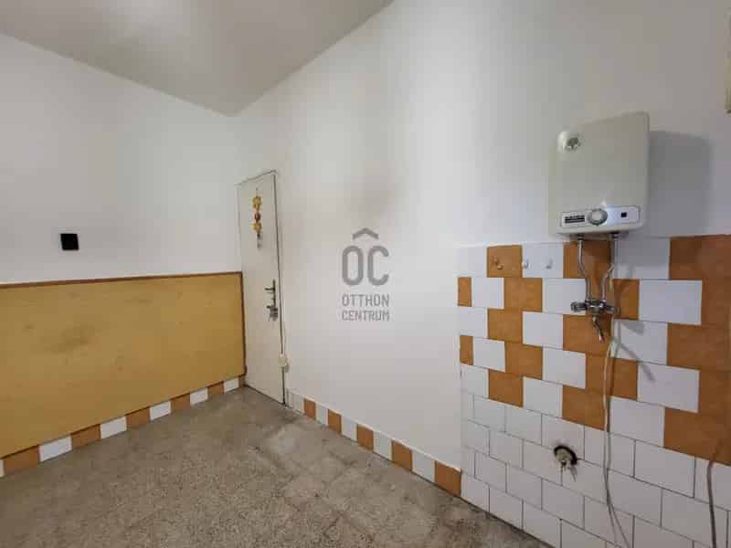 Gyöngyös központjában eladó többfunkciós ingatlan
