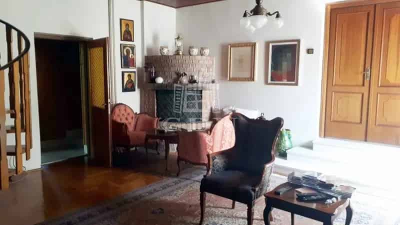 8 szoba 420 nm Erd Parkváros
