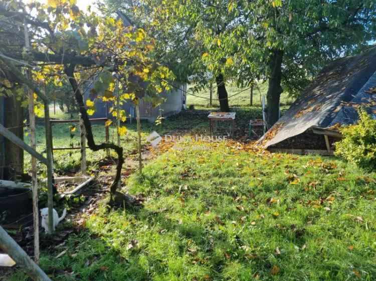 Nyaraló Eladó in Tatabánya, Dunántúl