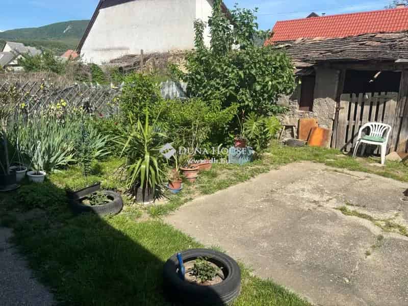 Eladó házrész Piliscséven