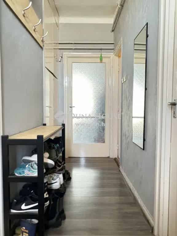 Békés Város 57 nm-es 2 szobás lakás eladó