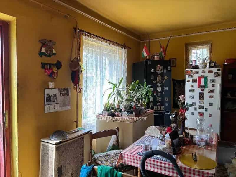 66 m2-es családi ház eladó Dombrádon