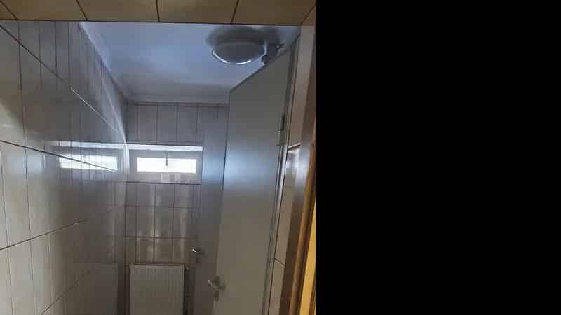 Hatalmas üzlethelyiség eladó Polgárdiban