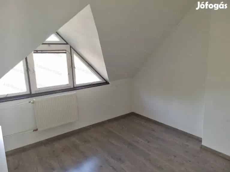Siófok Fokihegy eladó sorház 3 szintes apartmanok kialakítási lehetőséggel