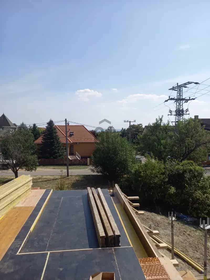 Balatonfüred új 121 nm-es társasházi lakás kerttel garázzsal