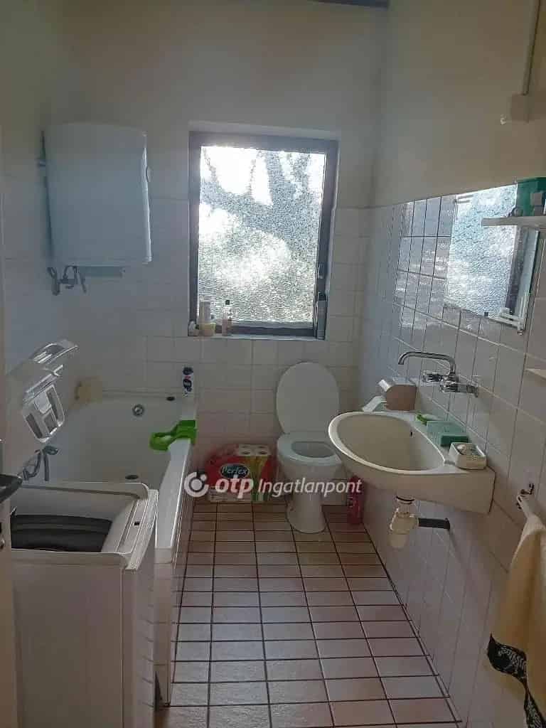 Ház Kiadó , Kunszentmártoni járás, Alföld és Észak