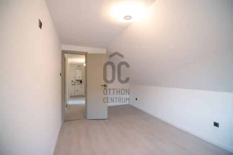 Törökbálinti eladó családi ház üzlethelyiséggel H493527