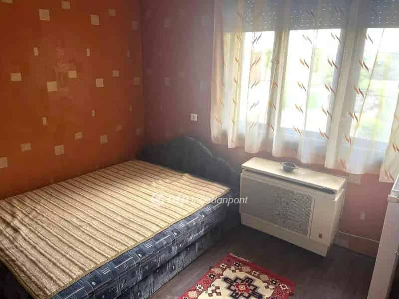 Ház Kiadó , Ceglédi járás, Közép-Magyarország