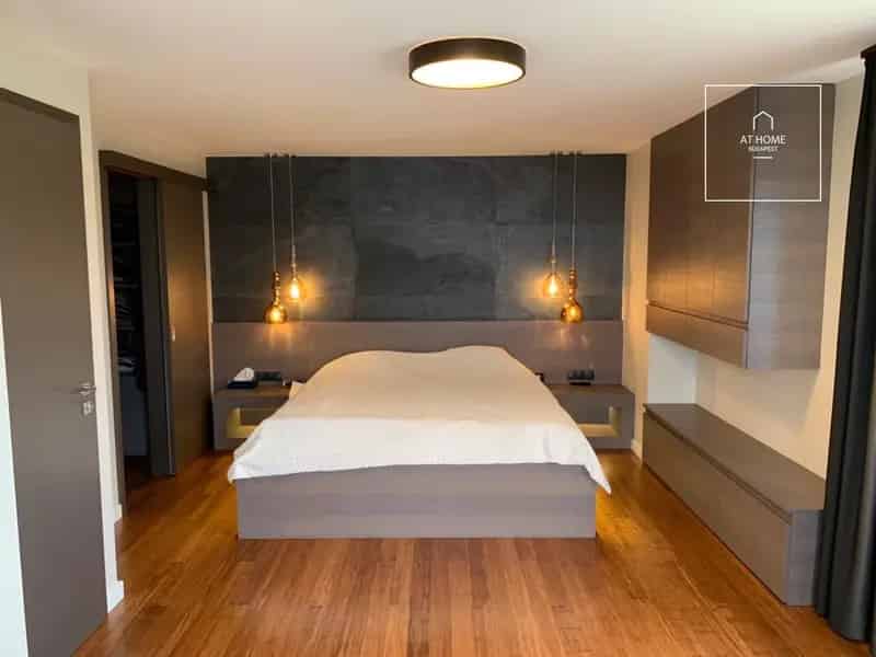 135 nm-es Penthouse Lakás Kiadó Budapest II Kerületben