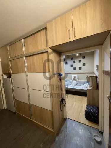 Debrecen Vénkert Panel Lakás Eladó Nappali 3 Szoba